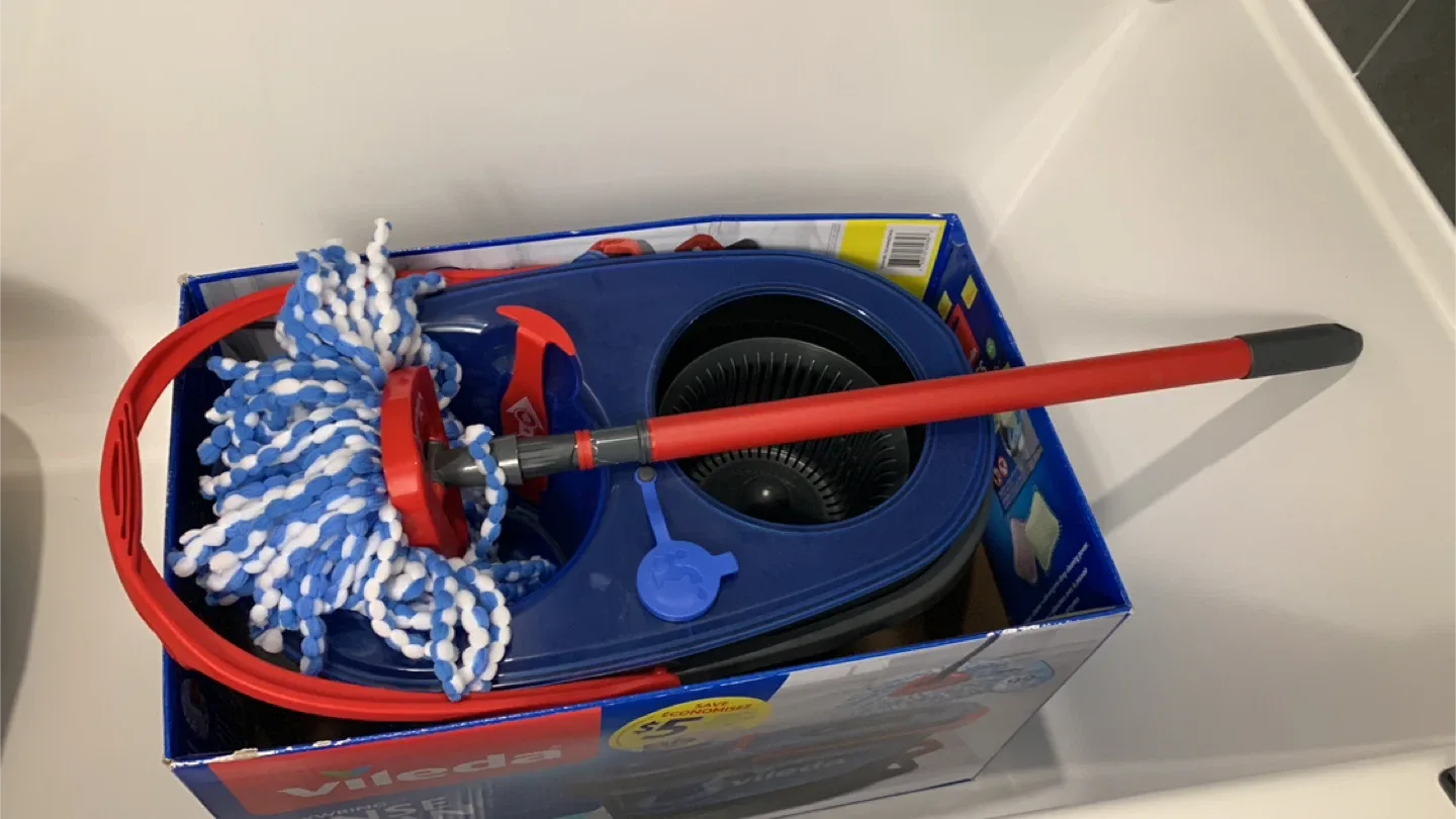 NEVER USED - Vileda EasyWring Rinse Clean Microfibre Spin Mop thumbnail