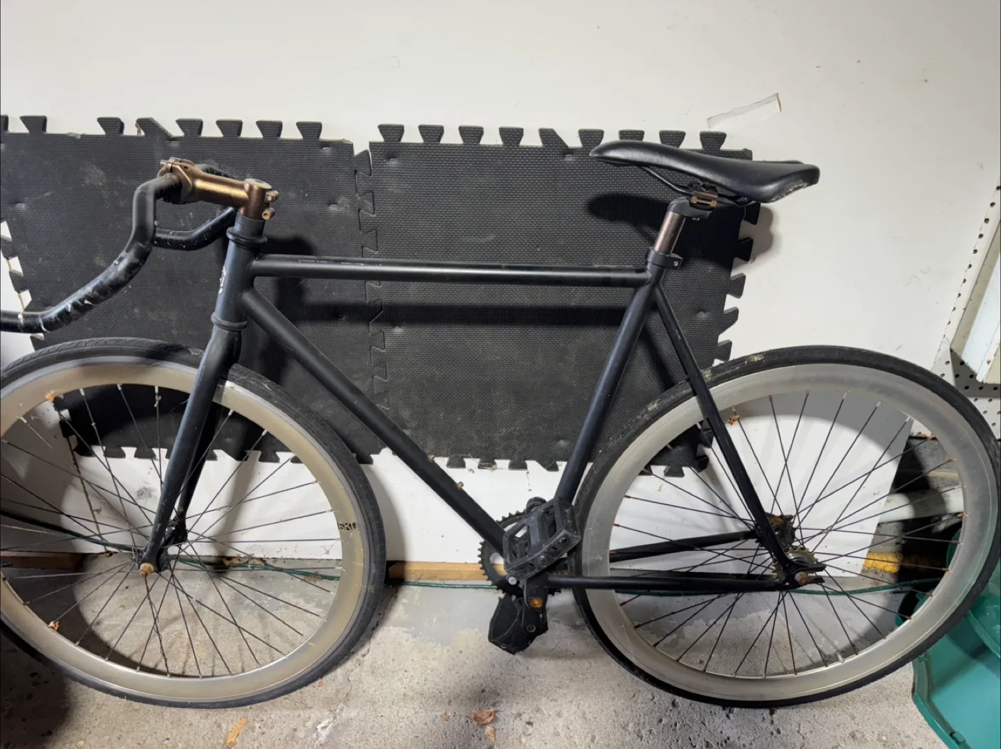 SKU Bikes Black Fixed Gear Bike
