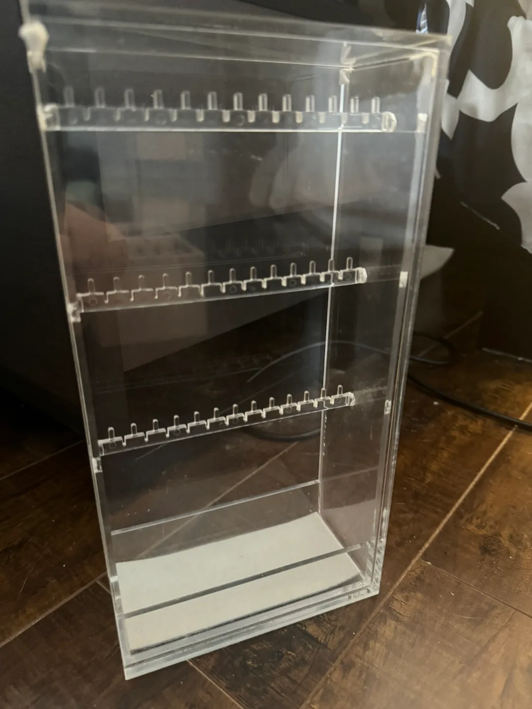 MUJI Acrylic Earring Display Case image indicator(2)