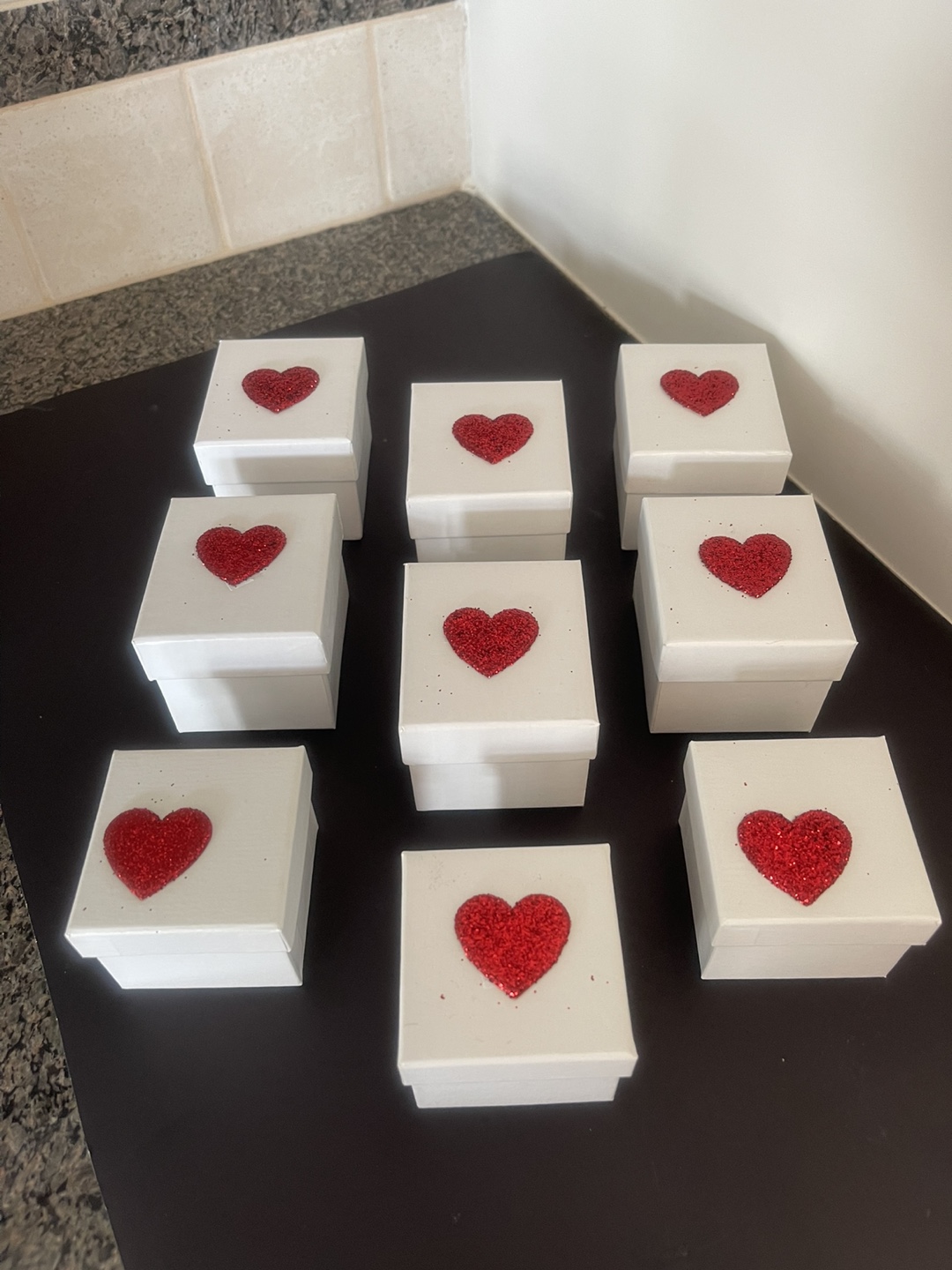 REDUCED - 16 White GIFT BOXES-9 have red glittery hearts