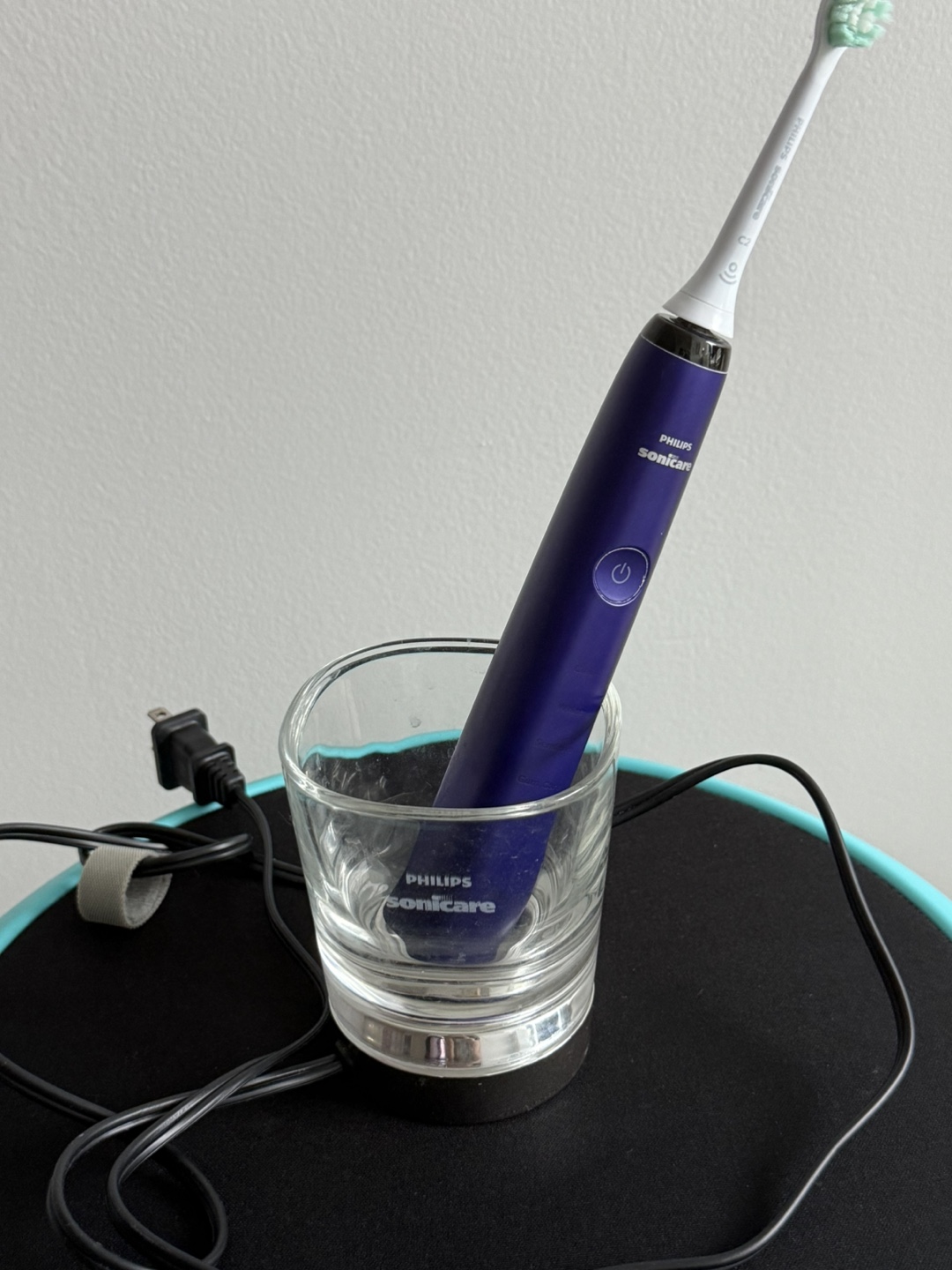 Philips Sonicare Toothbrush Charger with Glass Cup - photo 2