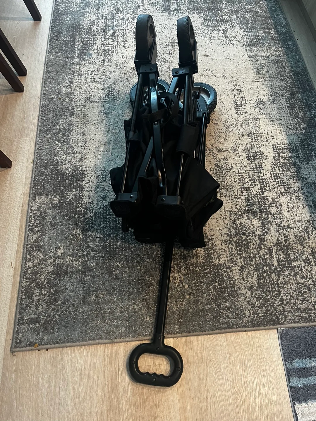 Woods Folding Wagon - Black image indicator(6)