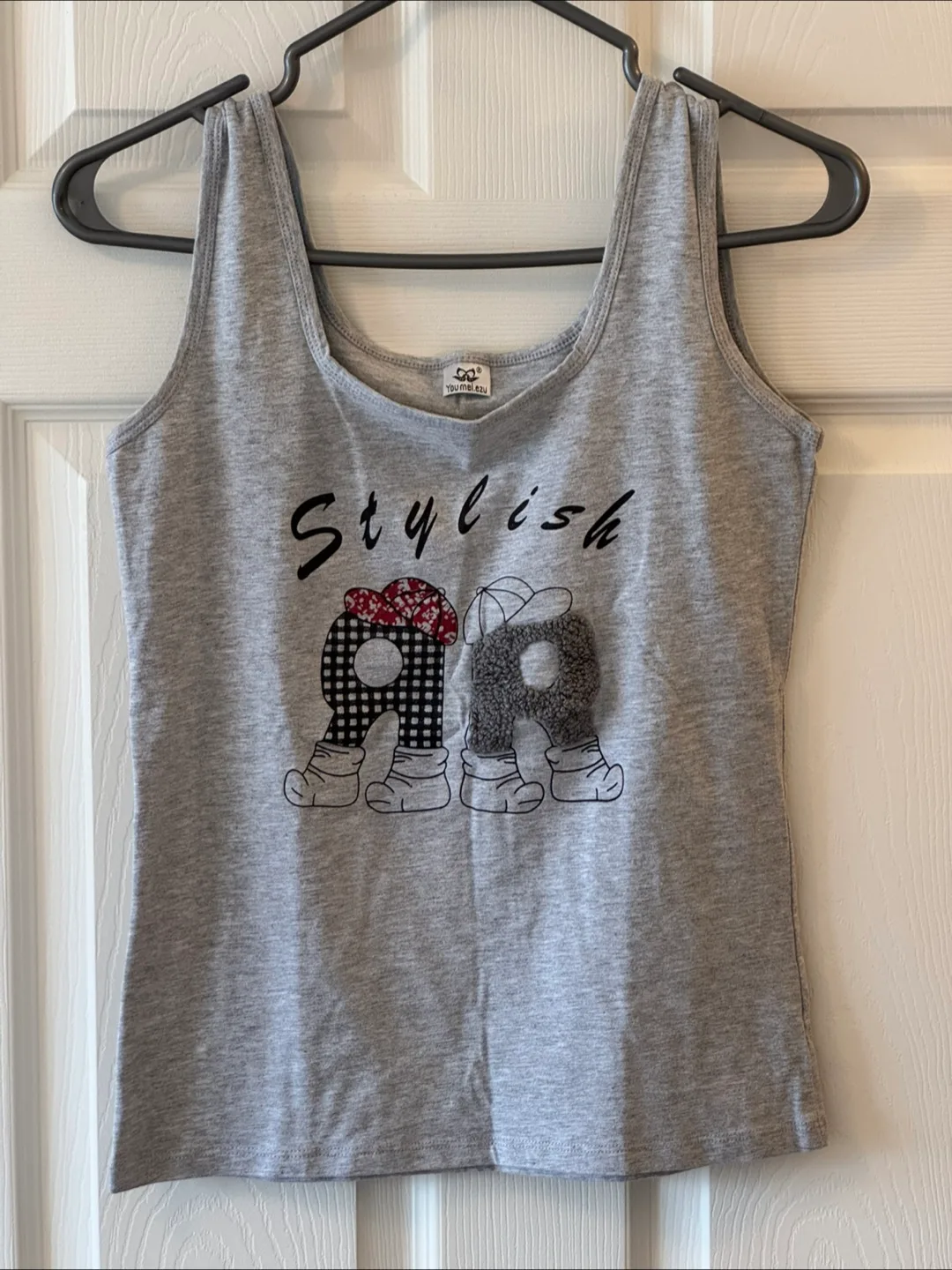 Grey Tank Top - Stylish Design thumbnail