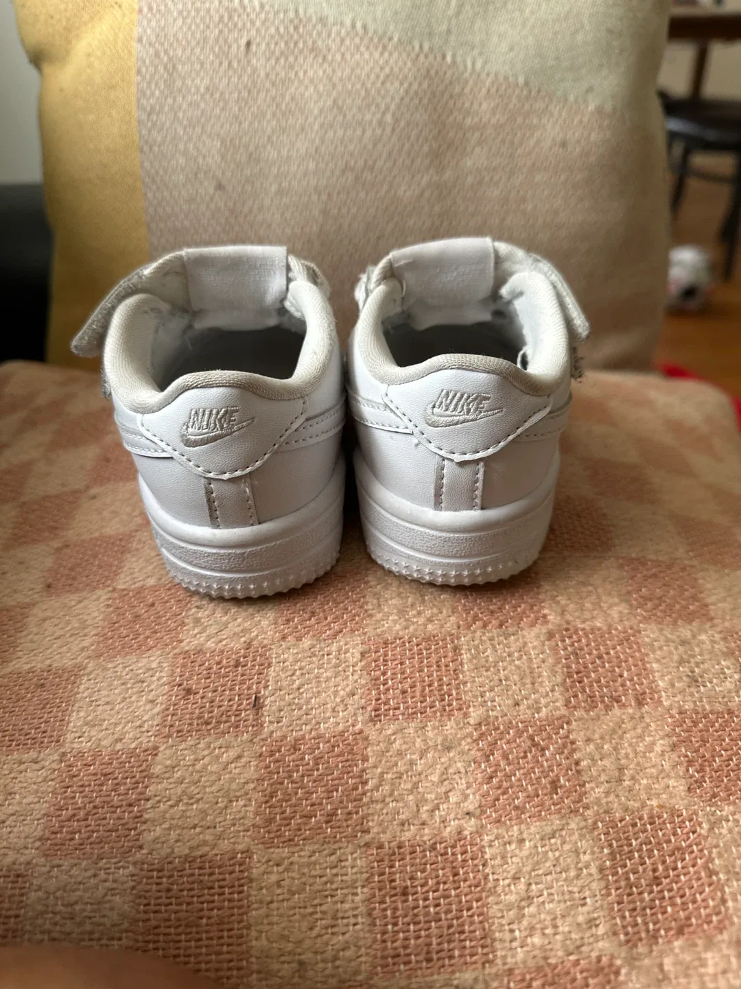 Nike Air Force 1 Toddler Shoes - Size 5C image indicator(3)