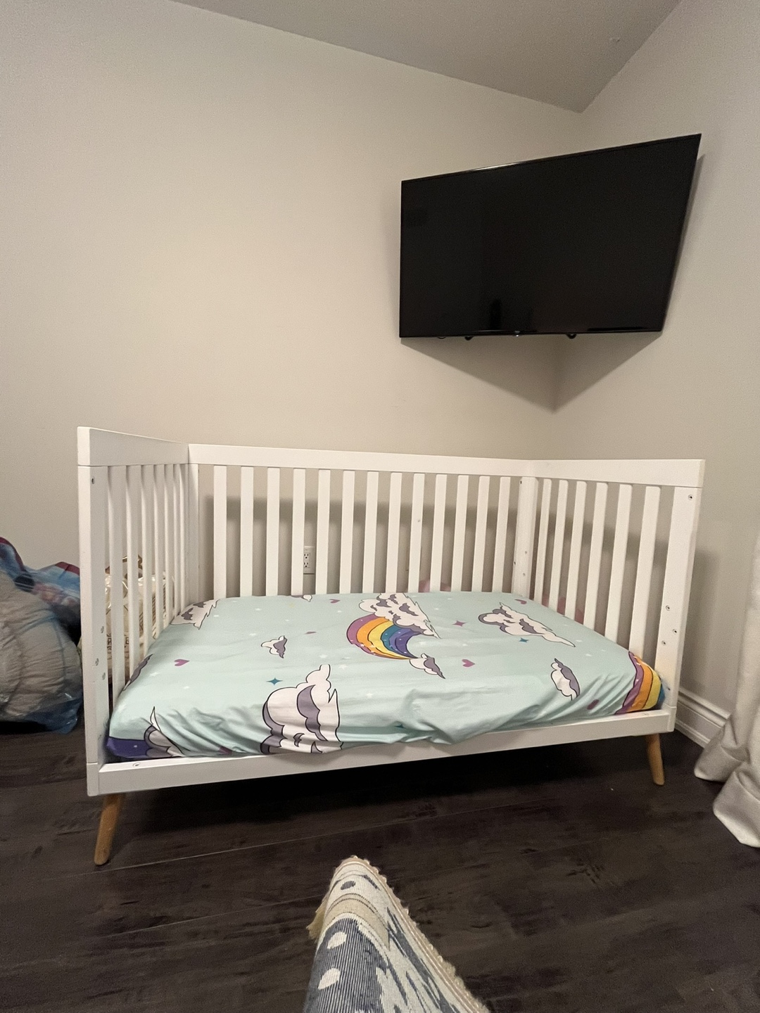 White Baby Crib - photo 3