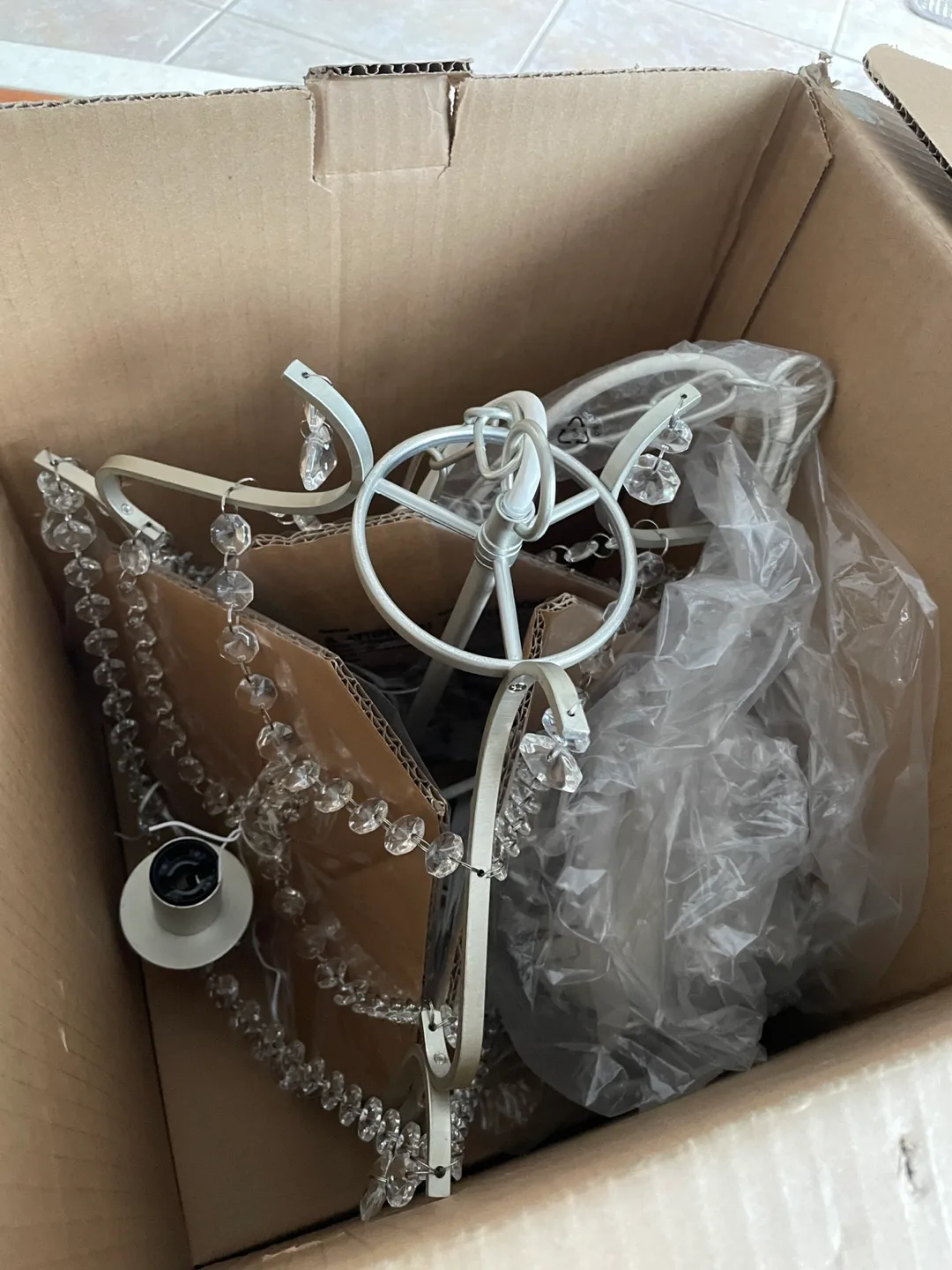 IKEA Kristaller Chandelier image indicator(2)