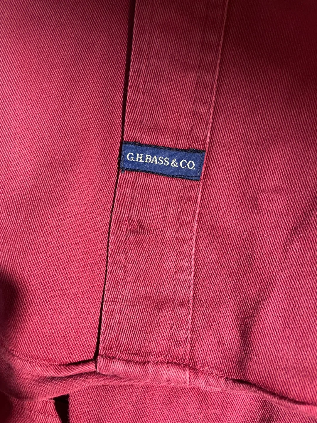 G.H. Bass & Co. Shirtmakers - Size M image indicator(4)