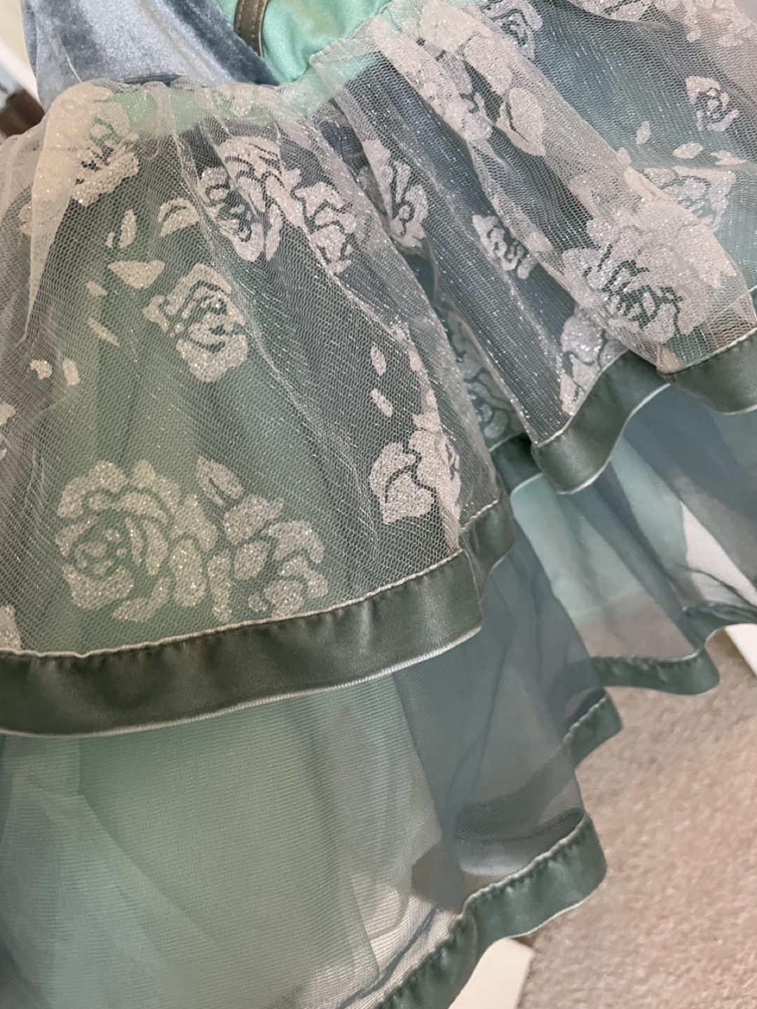 Beautiful Girl's ballet Dress - photo 3