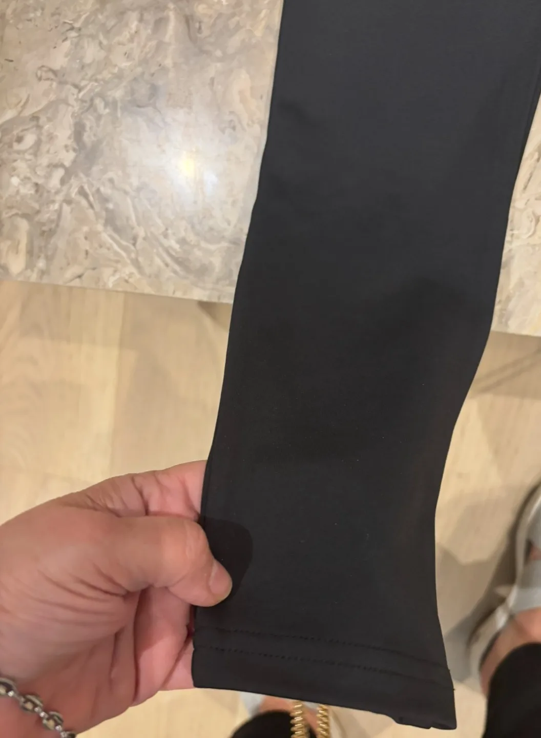 Elly Pistol Black & White Leggings image indicator(8)