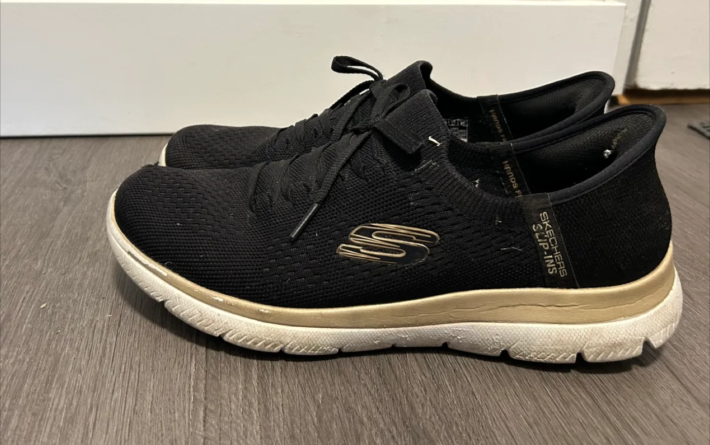 Skechers Slip-ins Black Sneakers, Women’s Size US 10 image indicator(4)