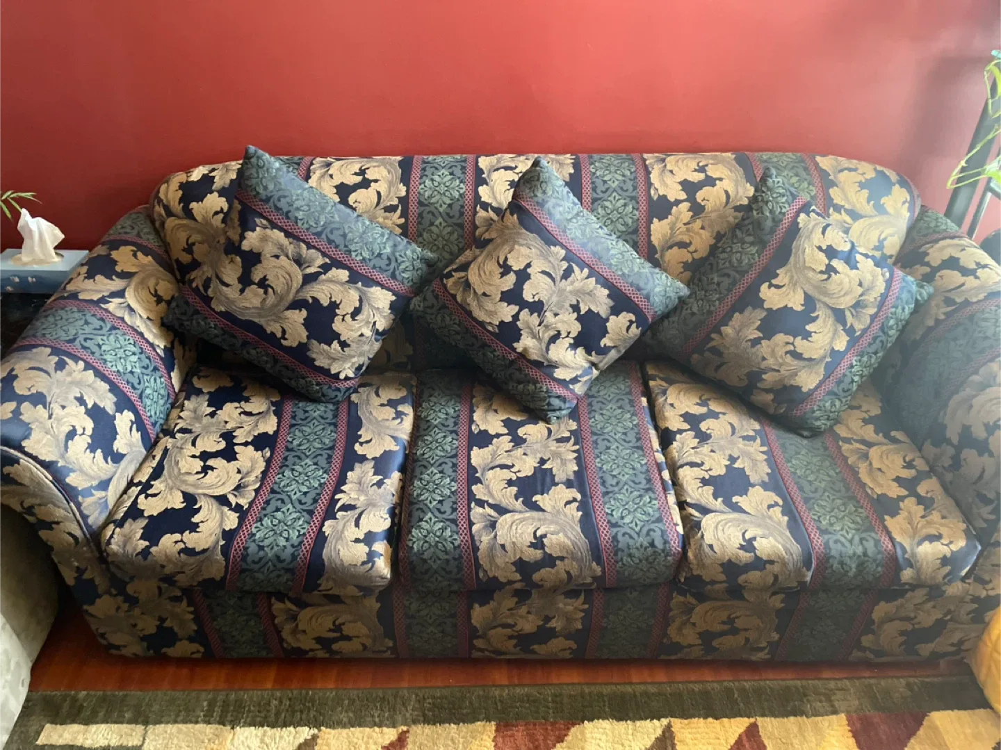 Floral Patterned Sofa and Loveseat Set image indicator(4)