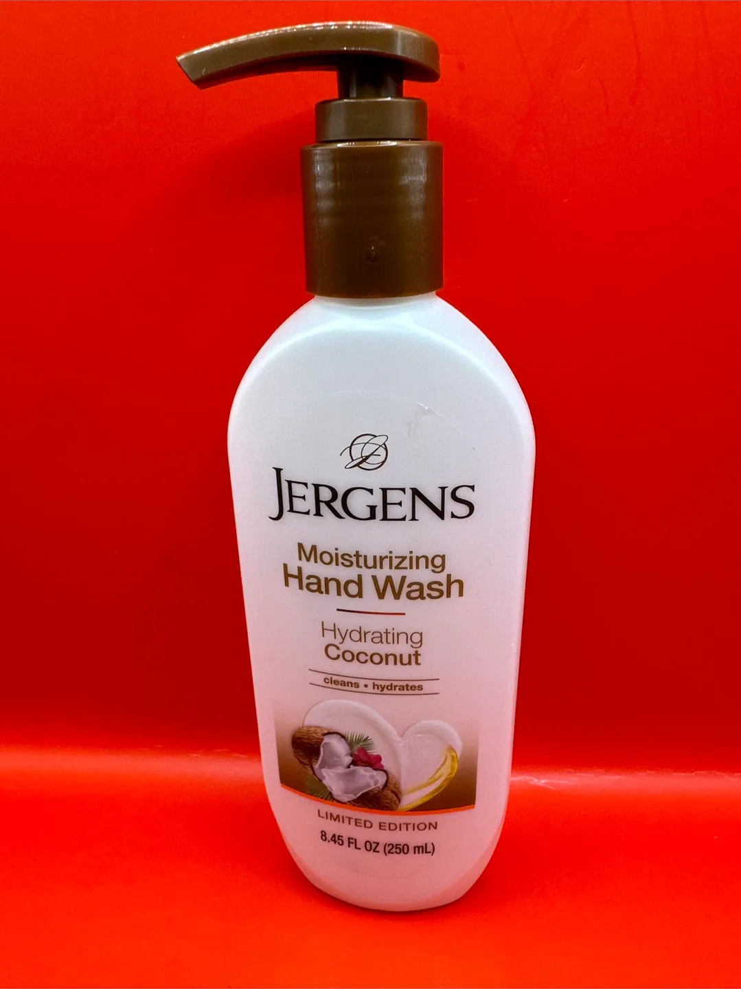 Jergens Moisturizing Hand Wash - Coconut Scent thumbnail