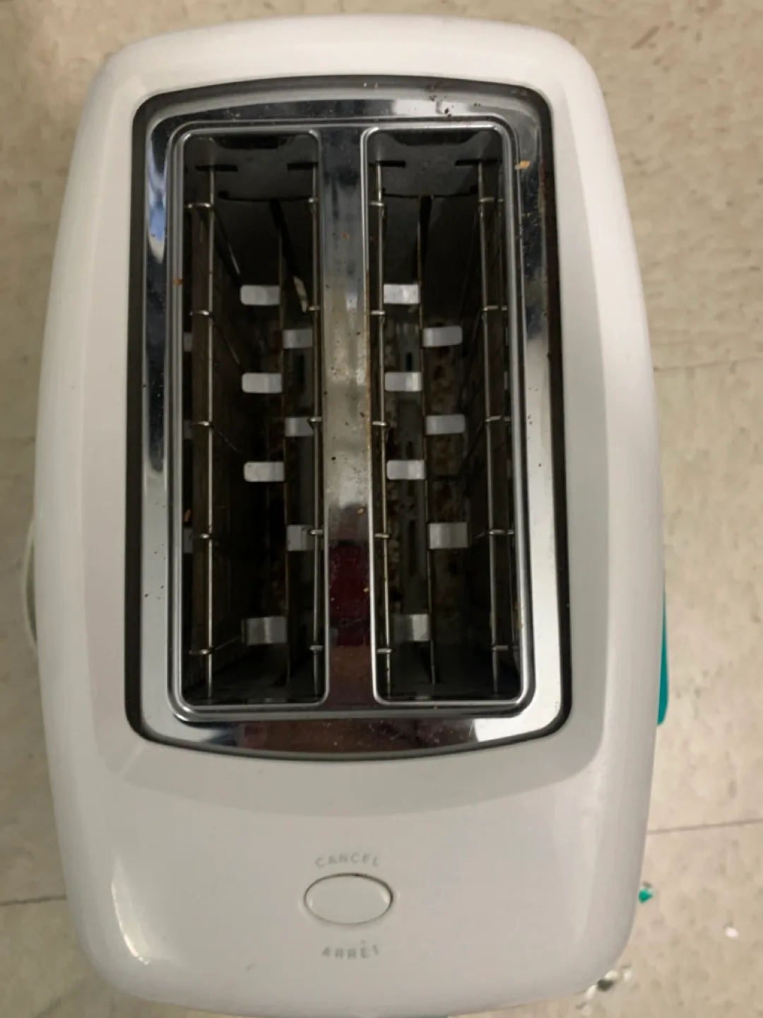 White Philips Toaster thumbnail