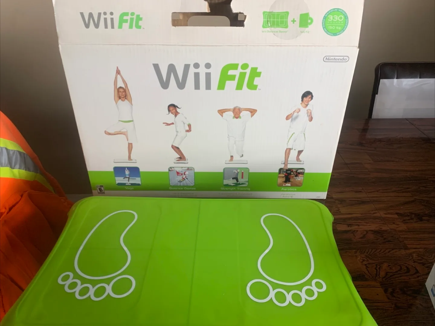 Wii Fit Balance Board with Wii Fit Plus Game thumbnail