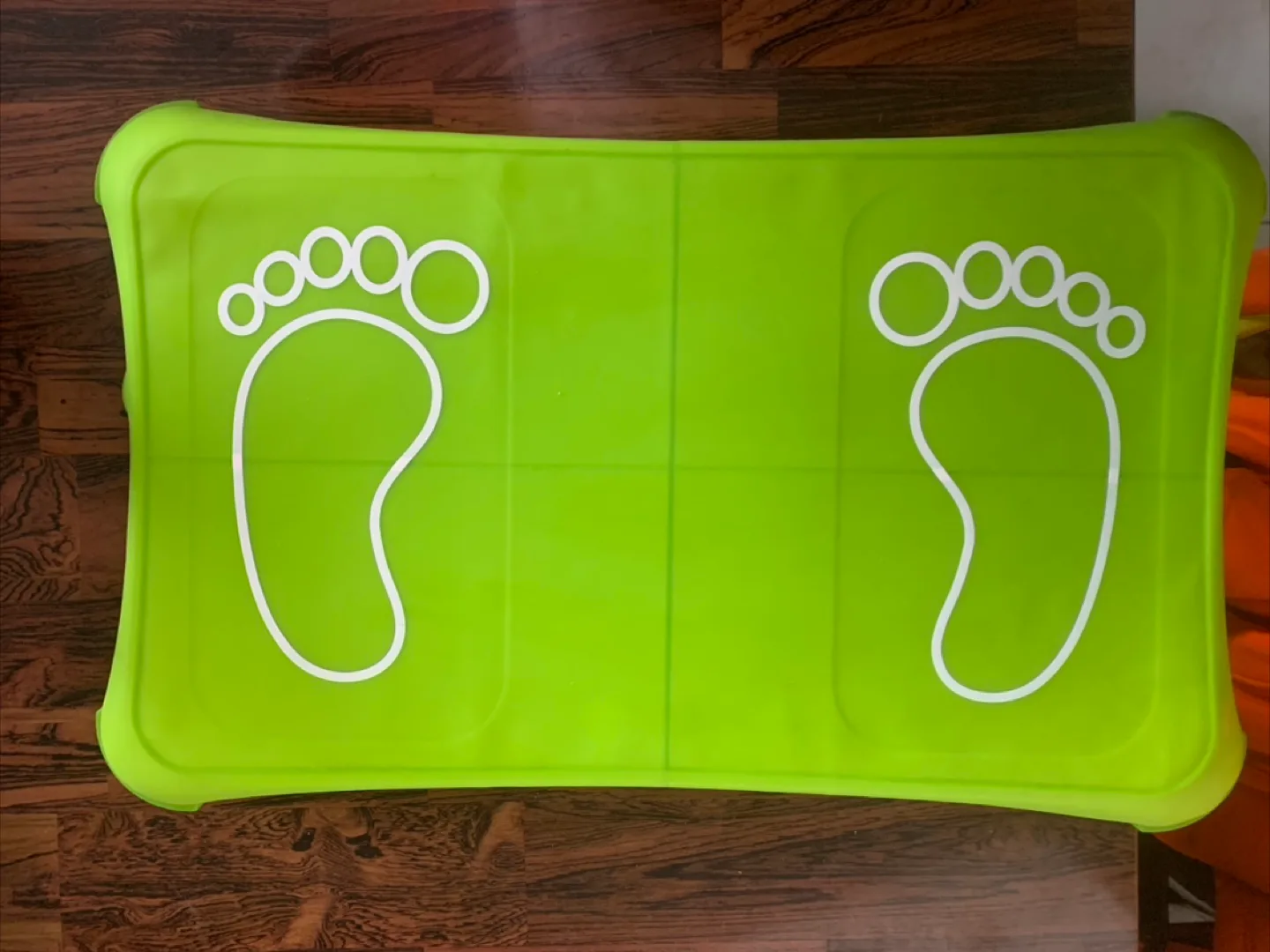 Wii Fit Balance Board with Wii Fit Plus Game image indicator(2)