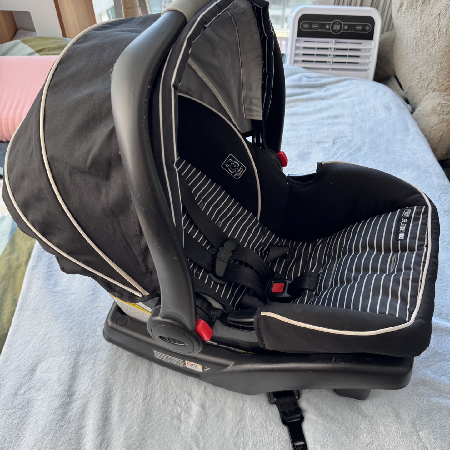 Graco SnugRide 35 Infant Car Seat