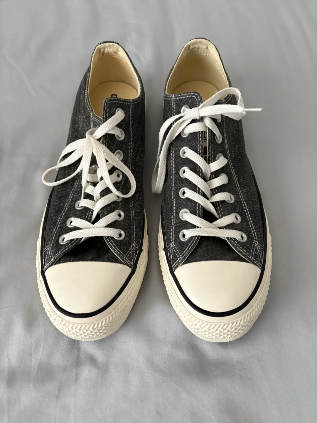 Converse All Star Low Top, Size 11 thumbnail