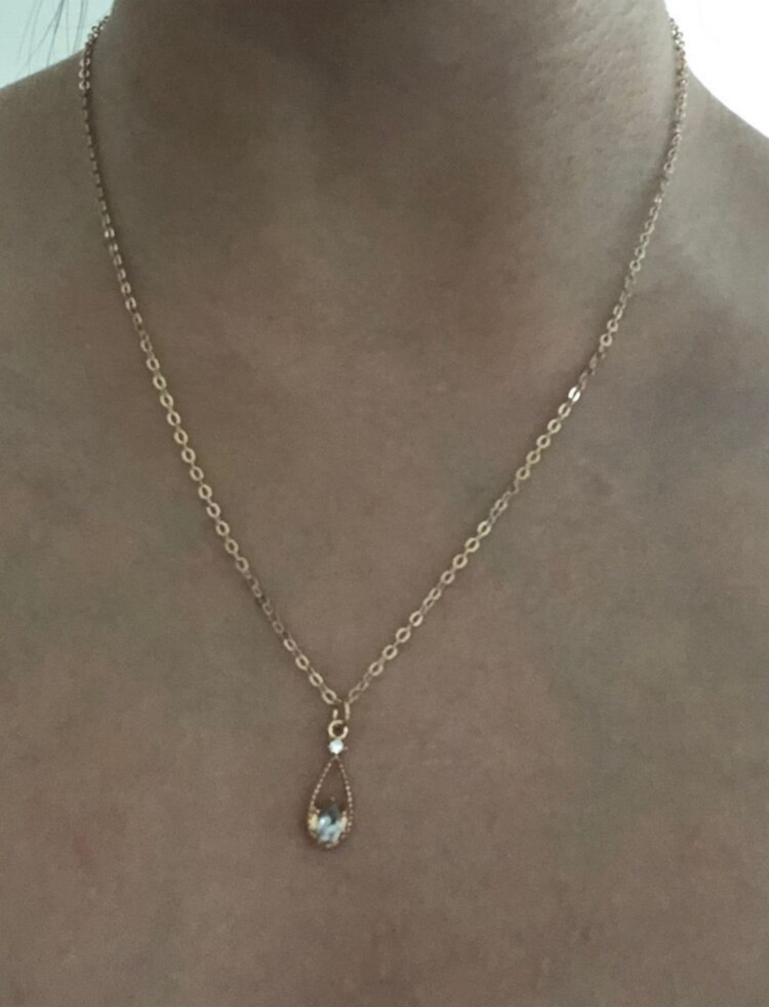 Tone Teardrop Pendant Necklace