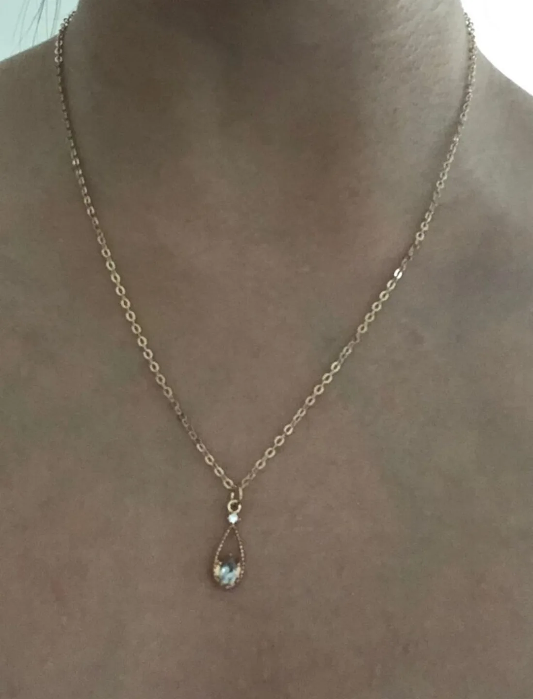 Tone Teardrop Pendant Necklace thumbnail
