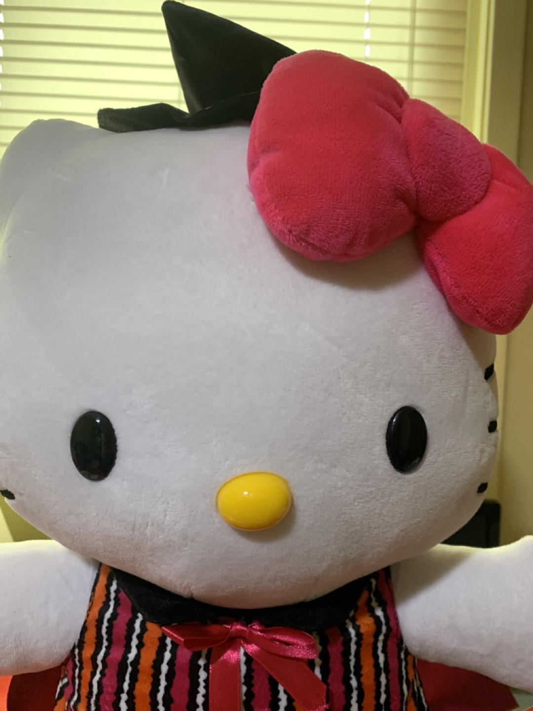 Hello Kitty Halloween Greeter Decor Season - photo 2