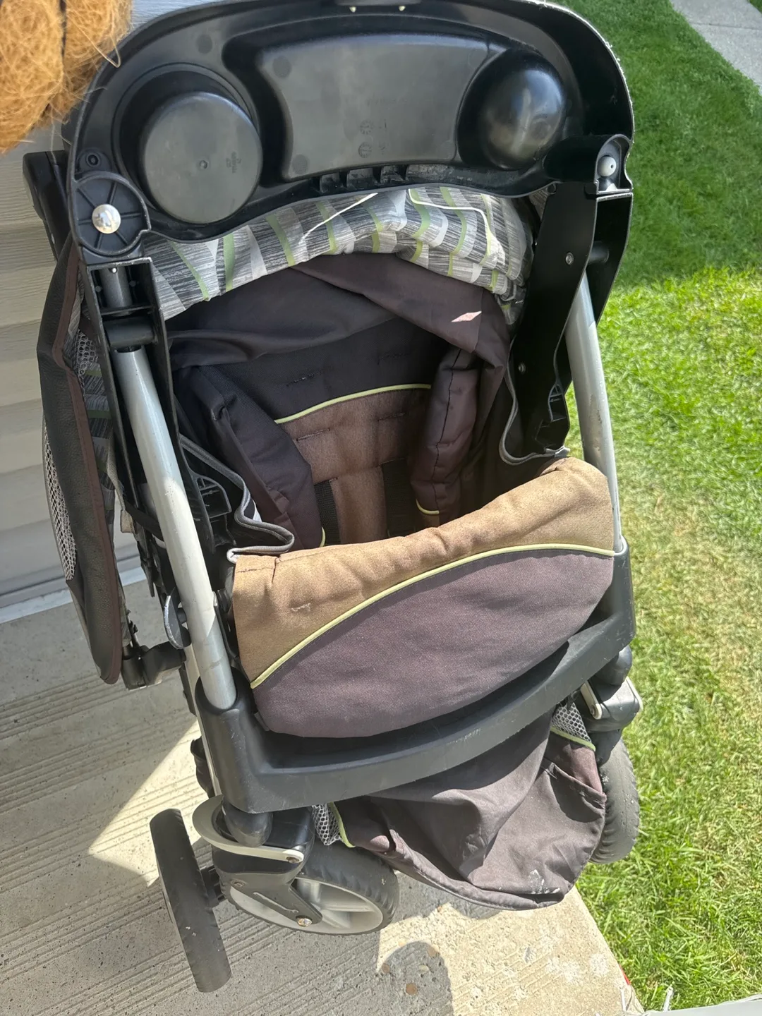 Gently Used Stroller thumbnail