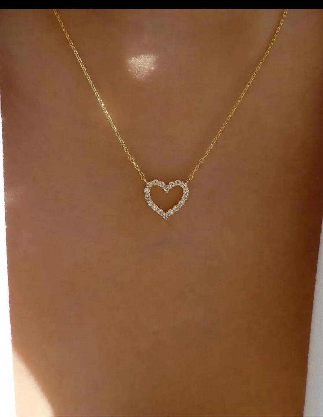 Heart Pendant Necklace thumbnail