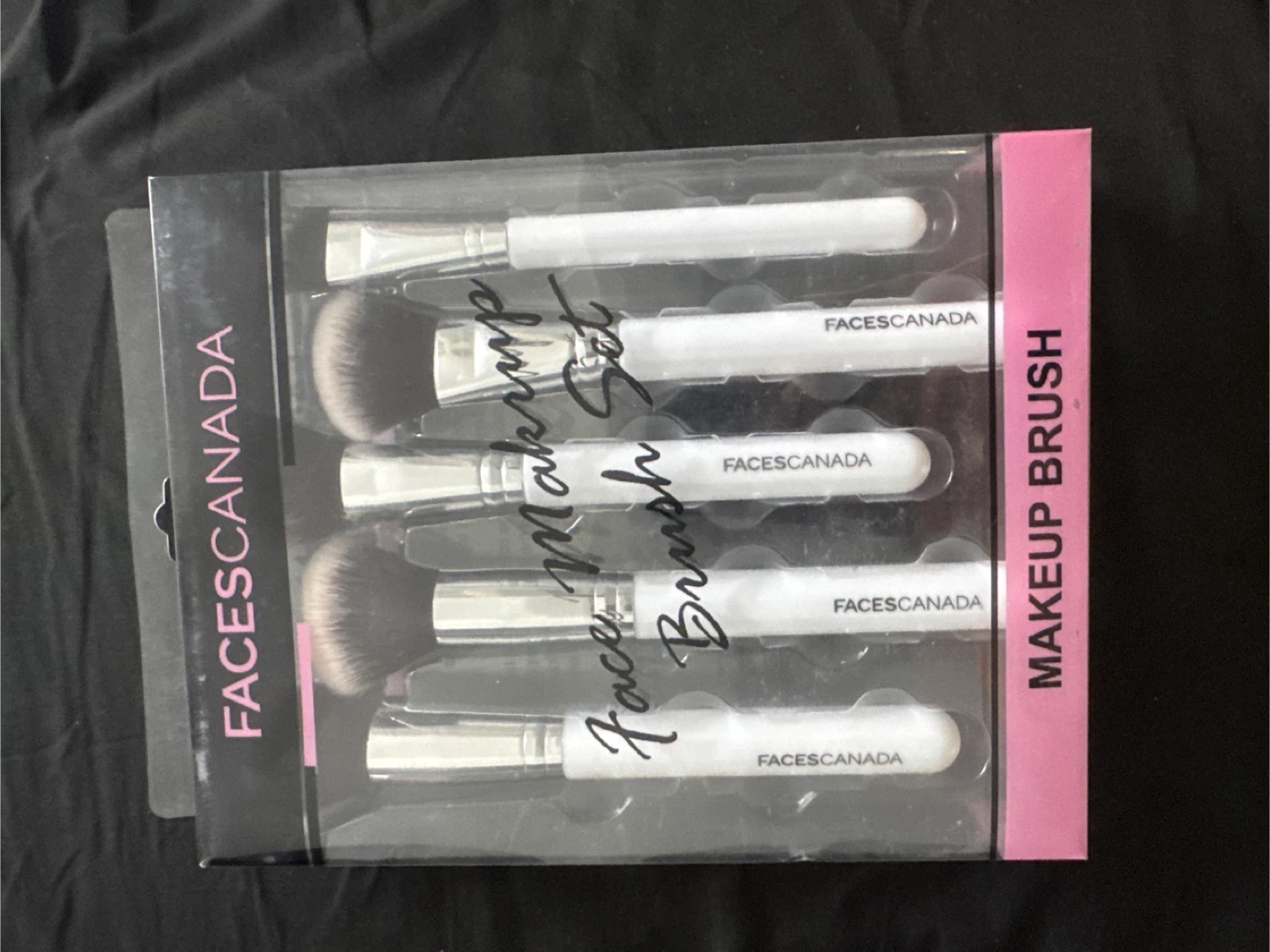 Faces Canada Makeup Brush Set - New in Box!