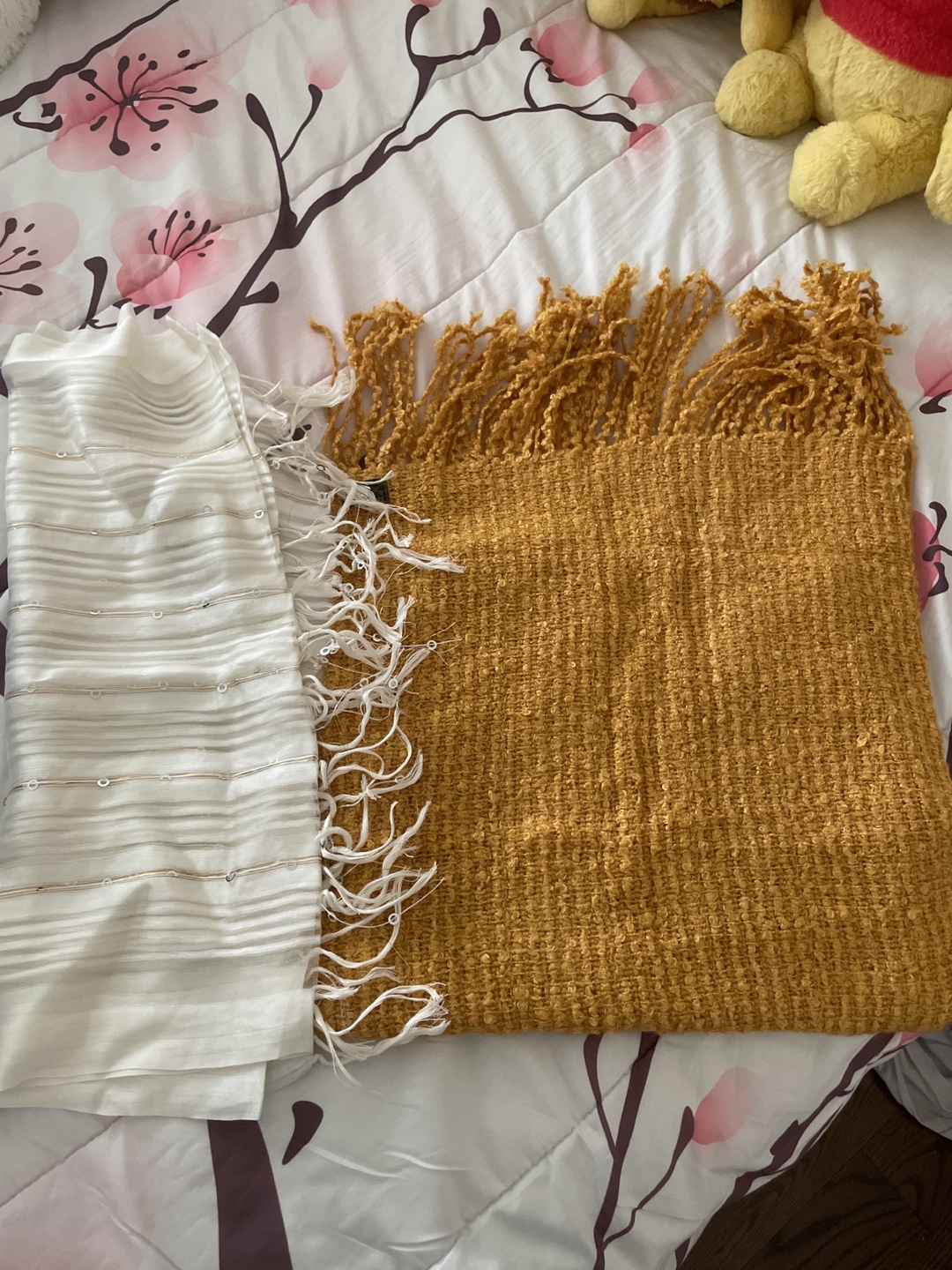 White & Mustard Scarves Set