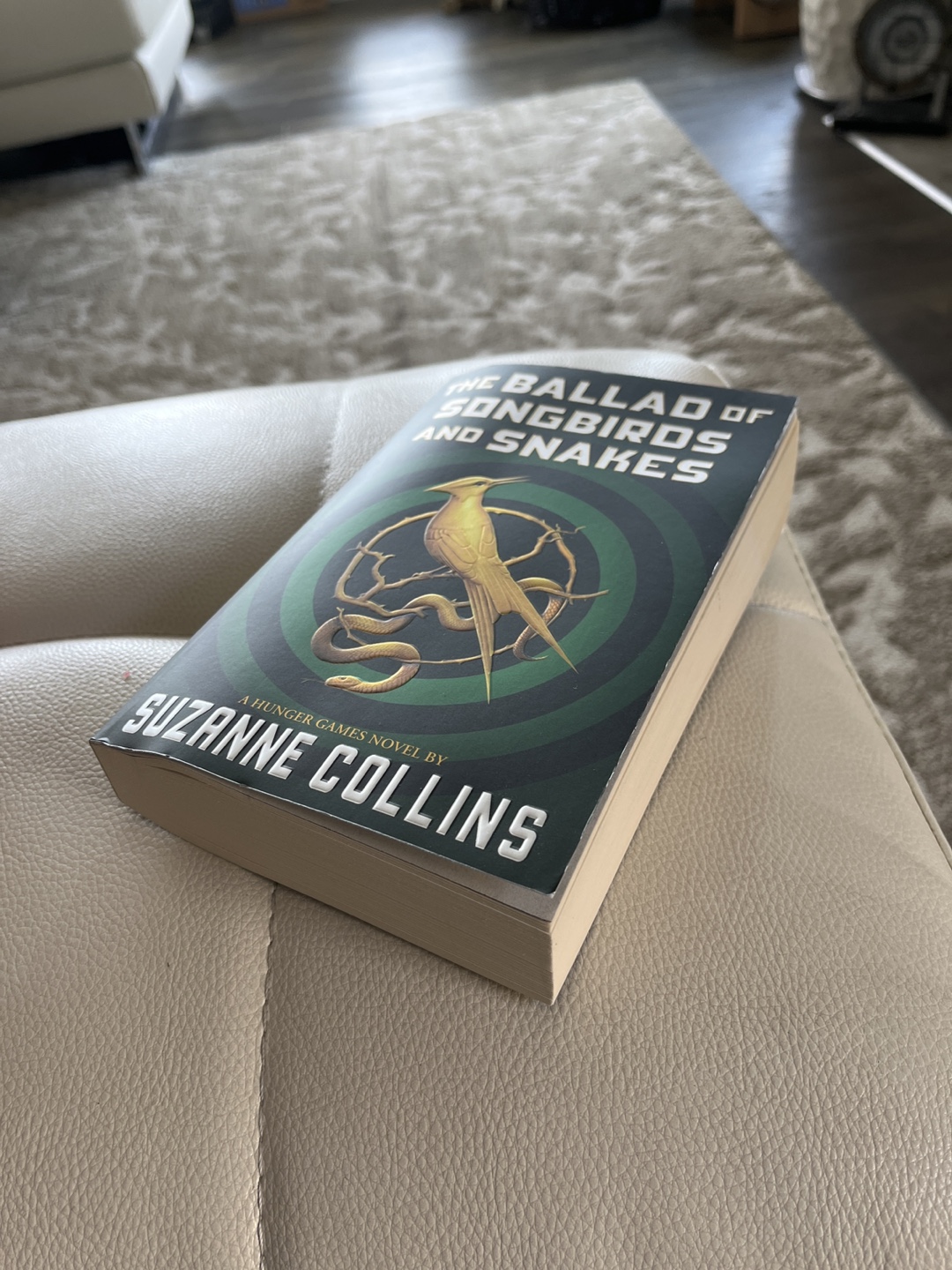 The Ballad of Songbirds and Snakes by Suzanne Collins - photo 2
