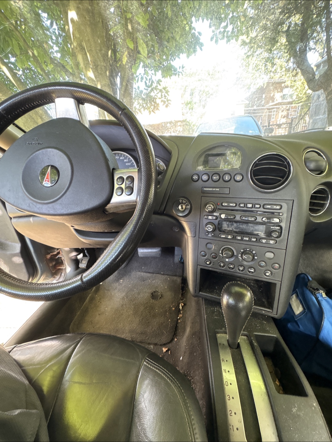 2008 Pontiac Grand Prix () - photo 5