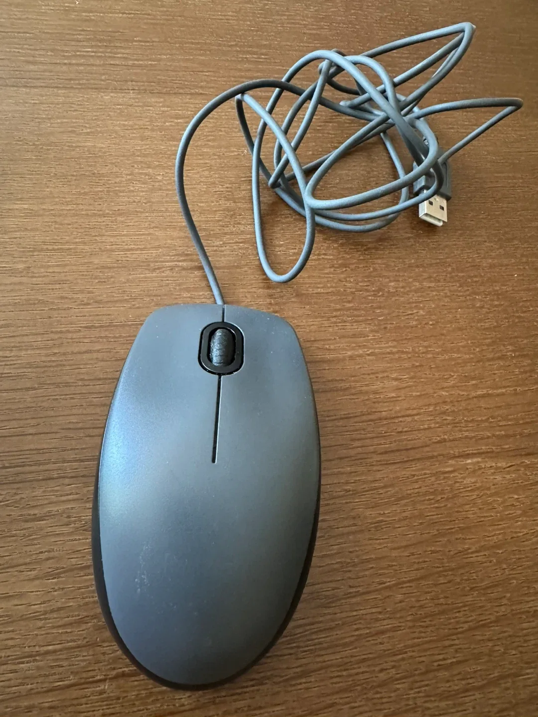 Logitech M100 Mouse thumbnail