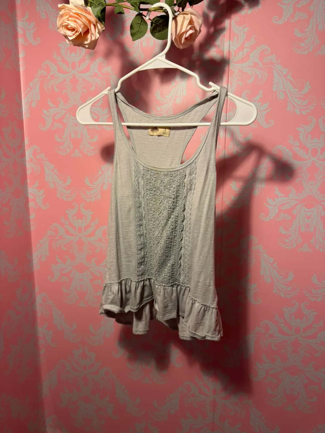 Hollister Tank Top - Size Small thumbnail