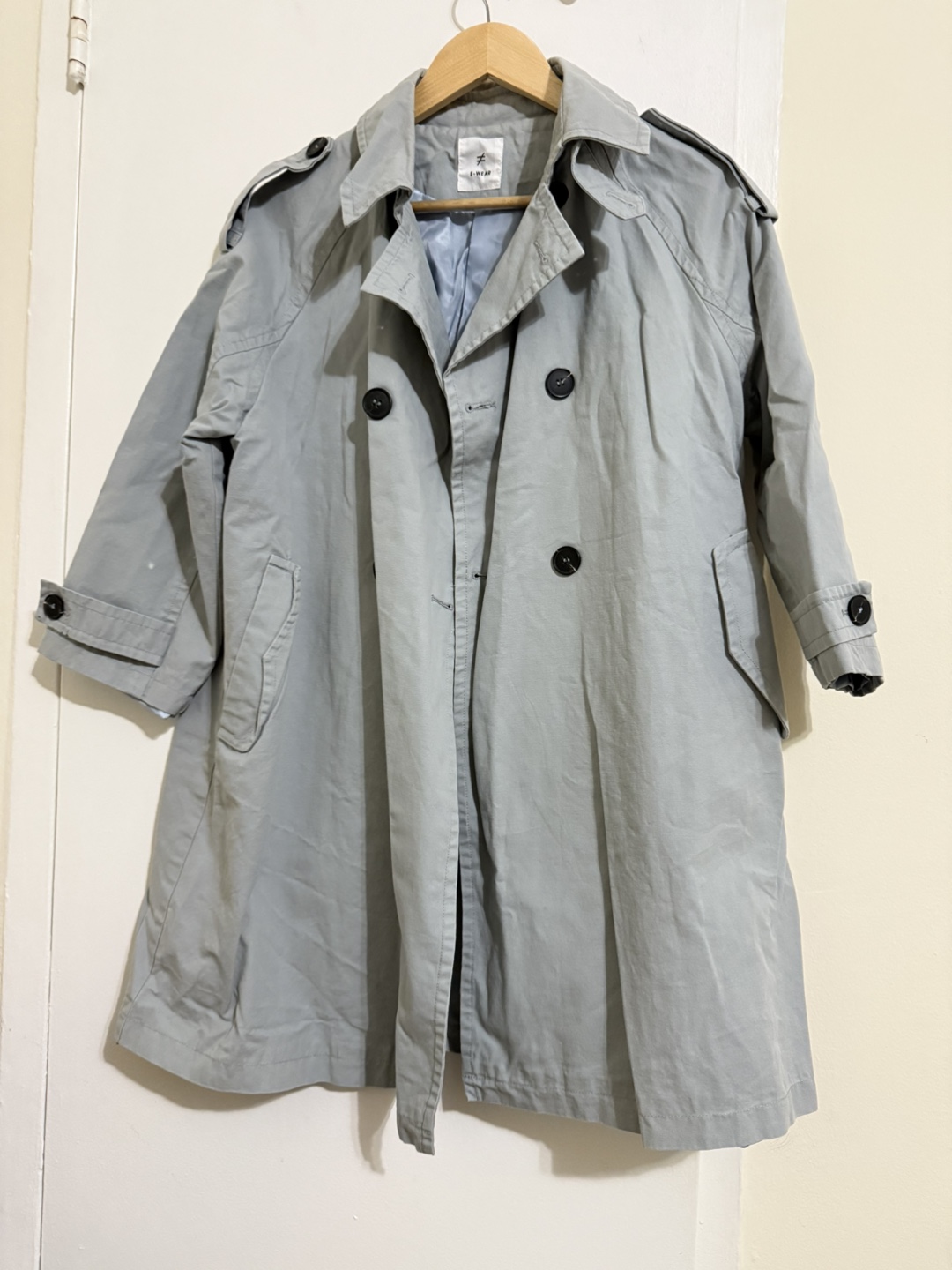 t-wear Trench Coat - Light Blue