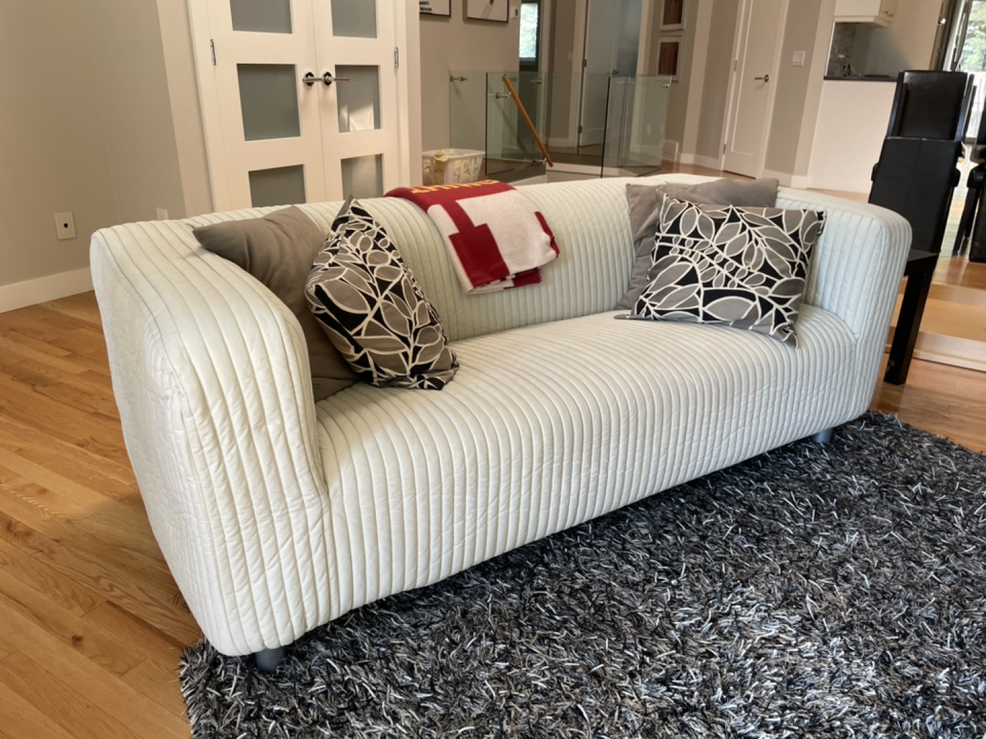 Off-White Sofa x 2 - photo 2