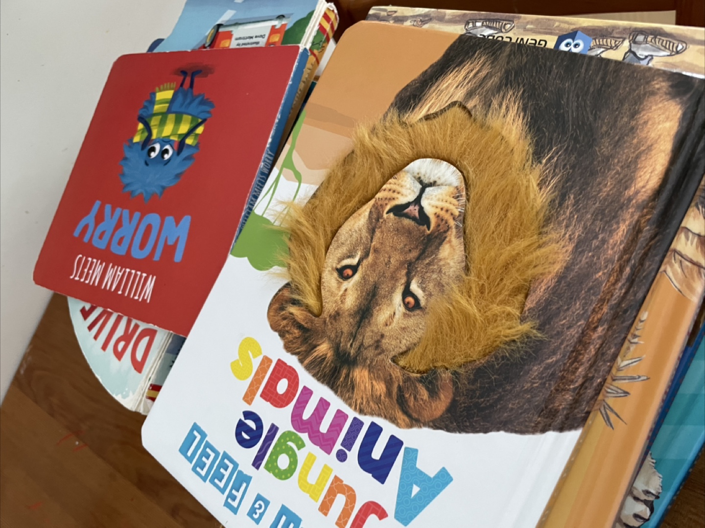 Mixed Lot of Children's Books - photo 2