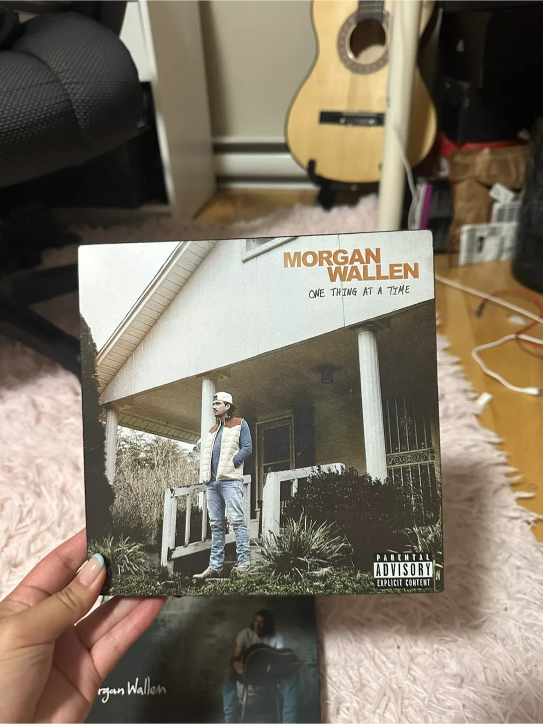 Morgan Wallen CD Albums Photos thumbnail