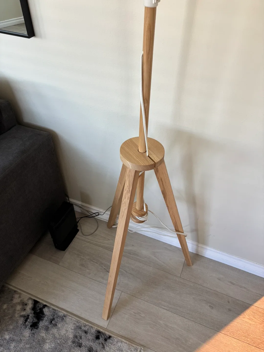 IKEA Floor Lamp – Used, Good Condition image indicator(4)