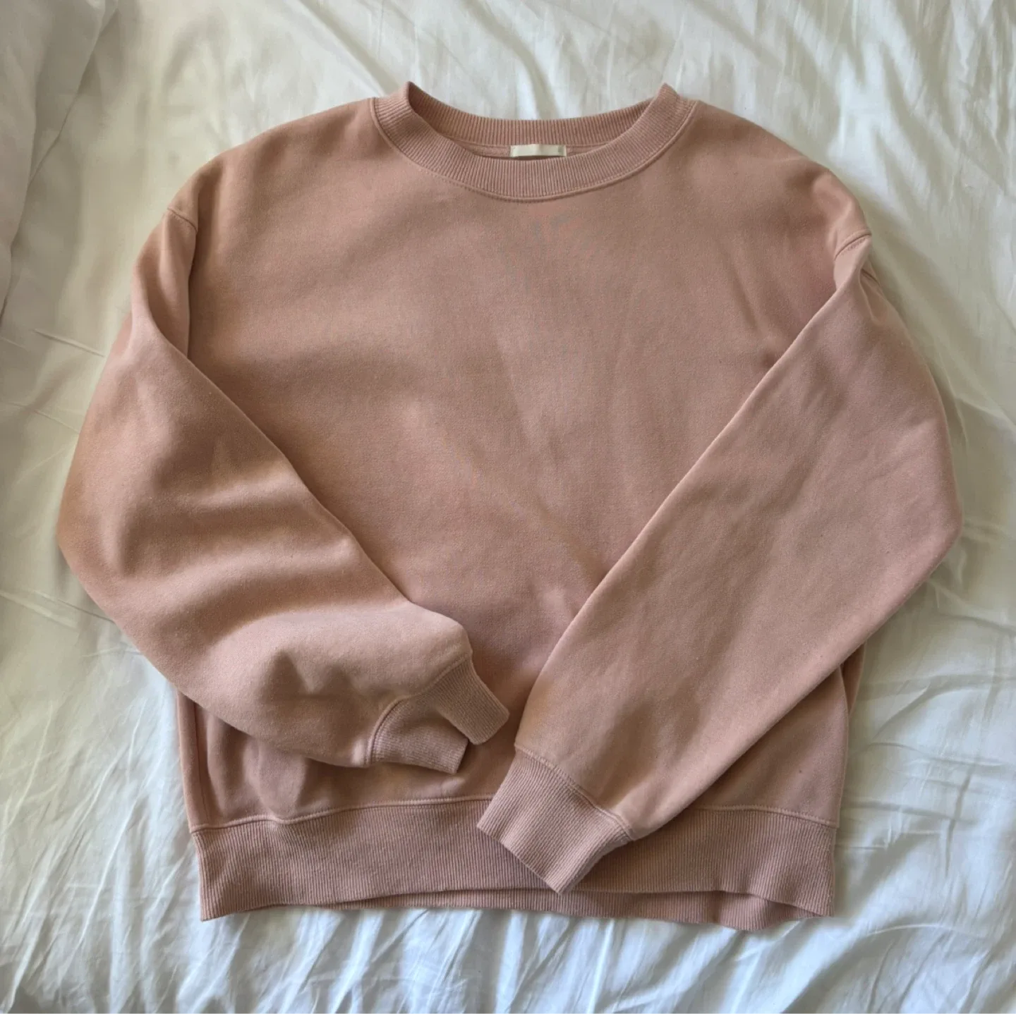 GU (sister brand of Uniqlo) Pink Crewneck Sweater thumbnail