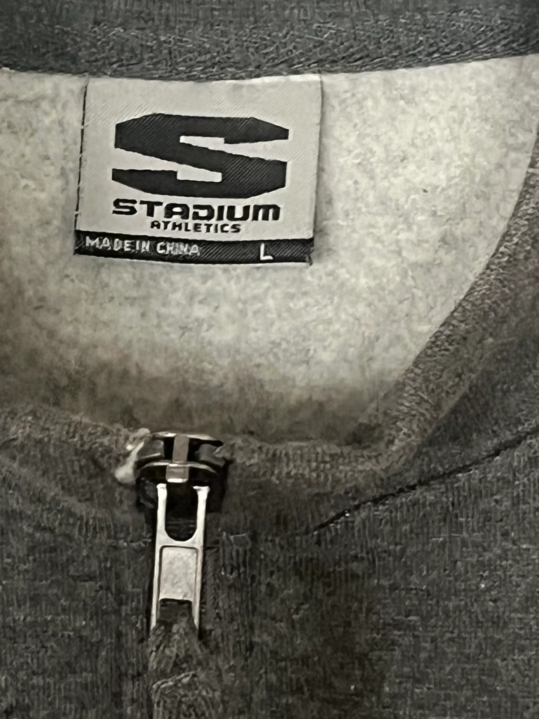 Stadium Athletics Syracuse Orange Pullover - Size L image indicator(5)