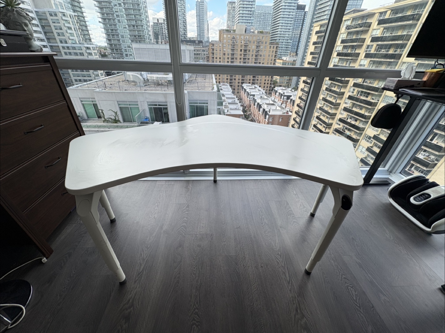 White XL office Desk for sale - photo 4