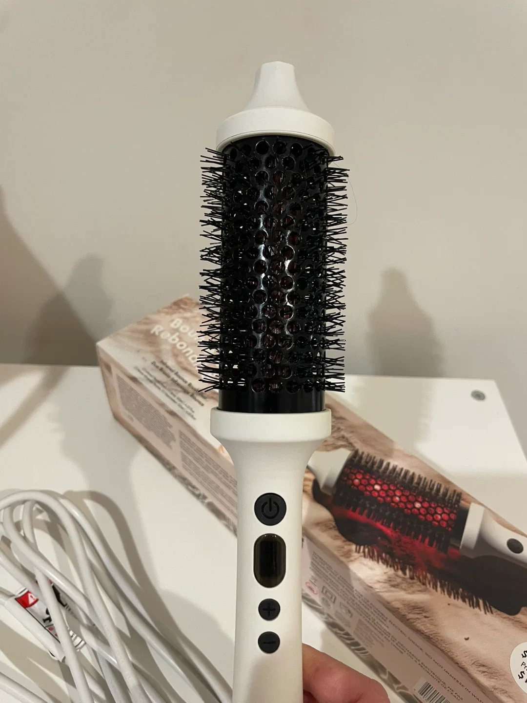 BondiBoost Blowout Brush - Like New! image indicator(2)