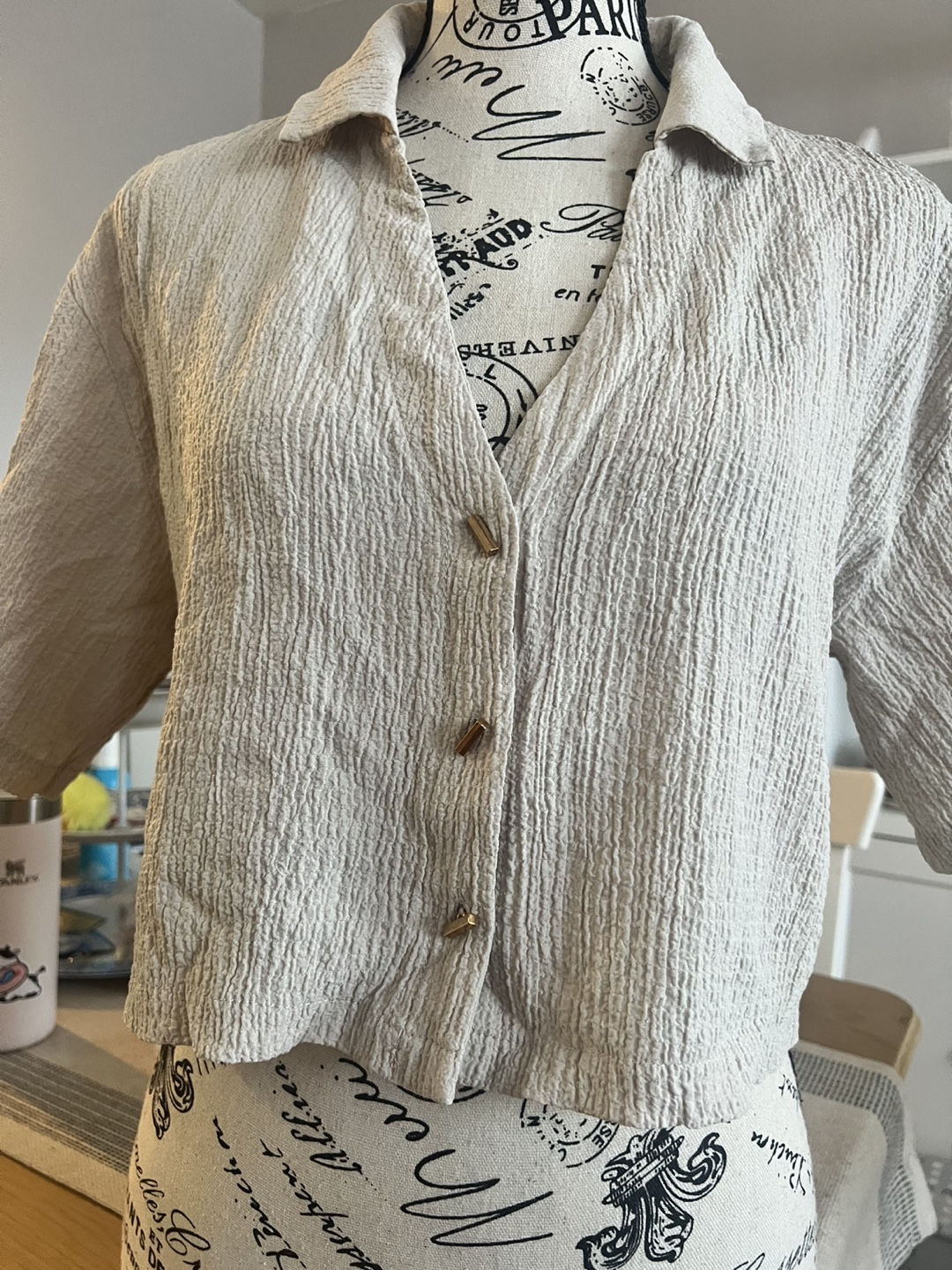 Beige Button-Down Crop Top - photo 2