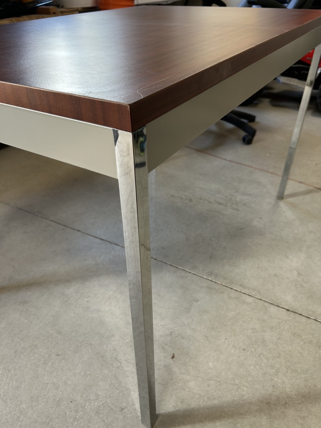 Square Table - 48" x 30" - photo 2