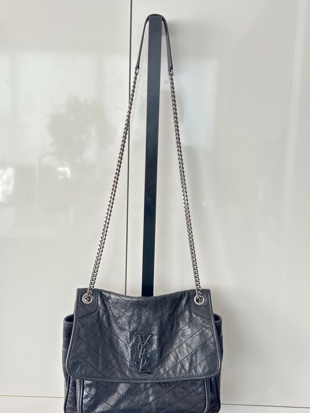 Saint Laurent Niki Chain Bag Leather Black - photo 2