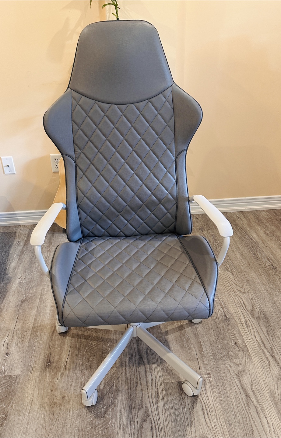 Desk Chair/ Gaming Chair