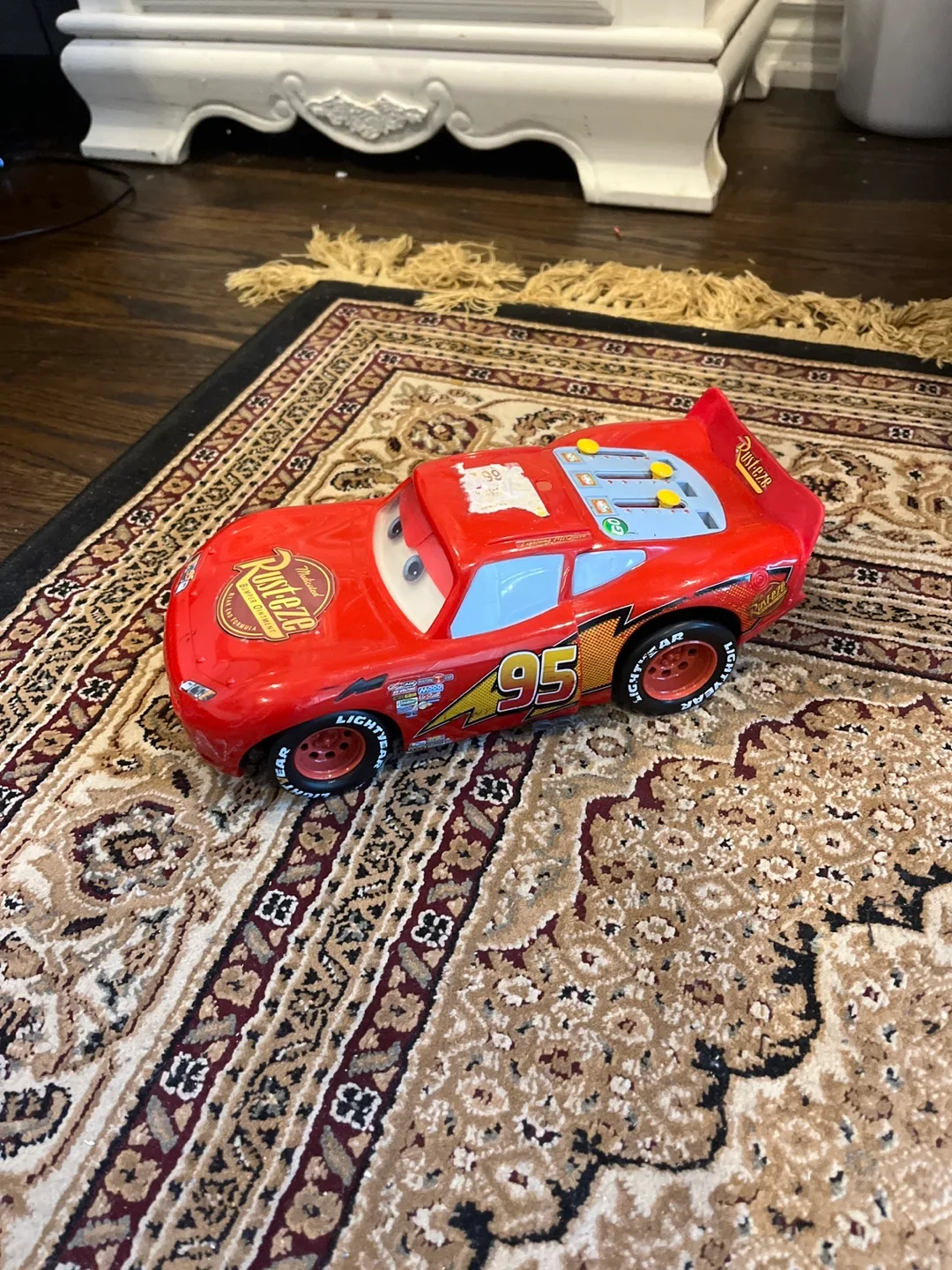 Disney Pixar Cars Lightning McQueen Toy image indicator(2)