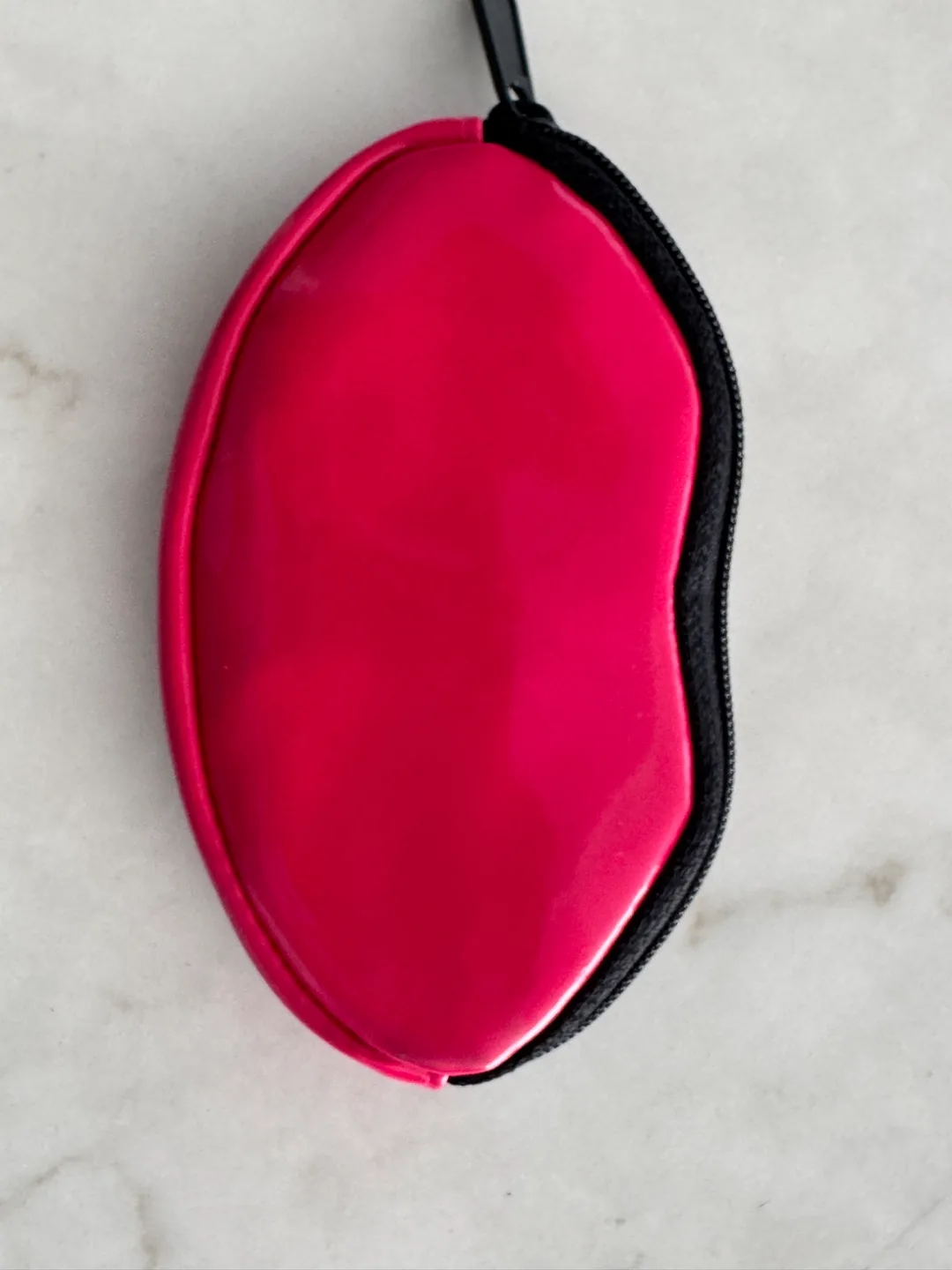 Dior Pink Lips Makeup Bag image indicator(3)