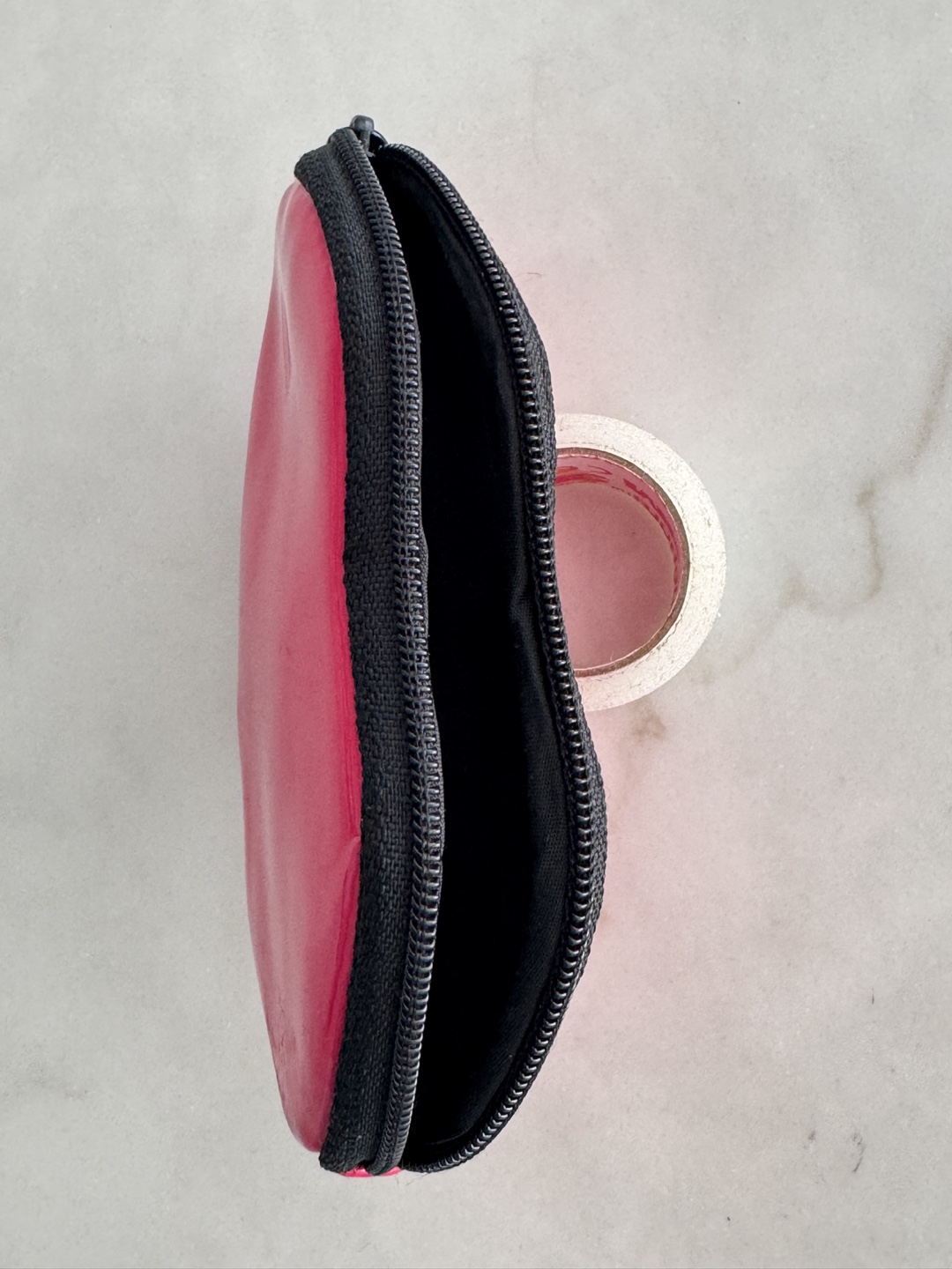 Dior Pink Lips Makeup Bag - photo 4