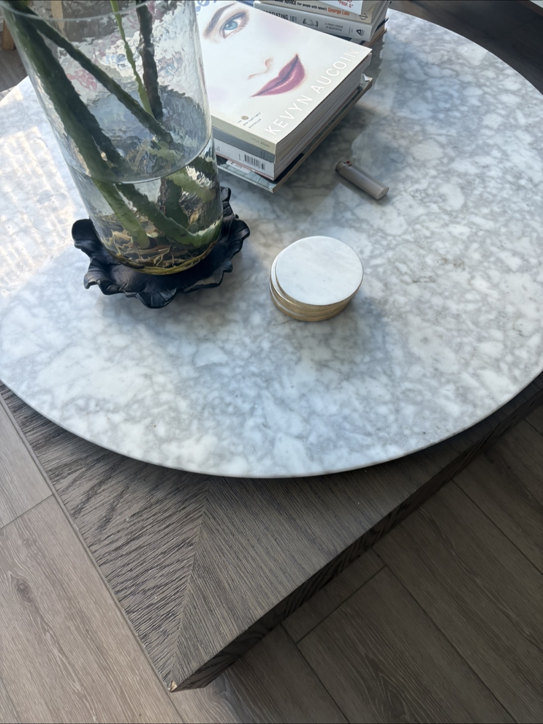 Round Marble Top Coffee Table - photo 4