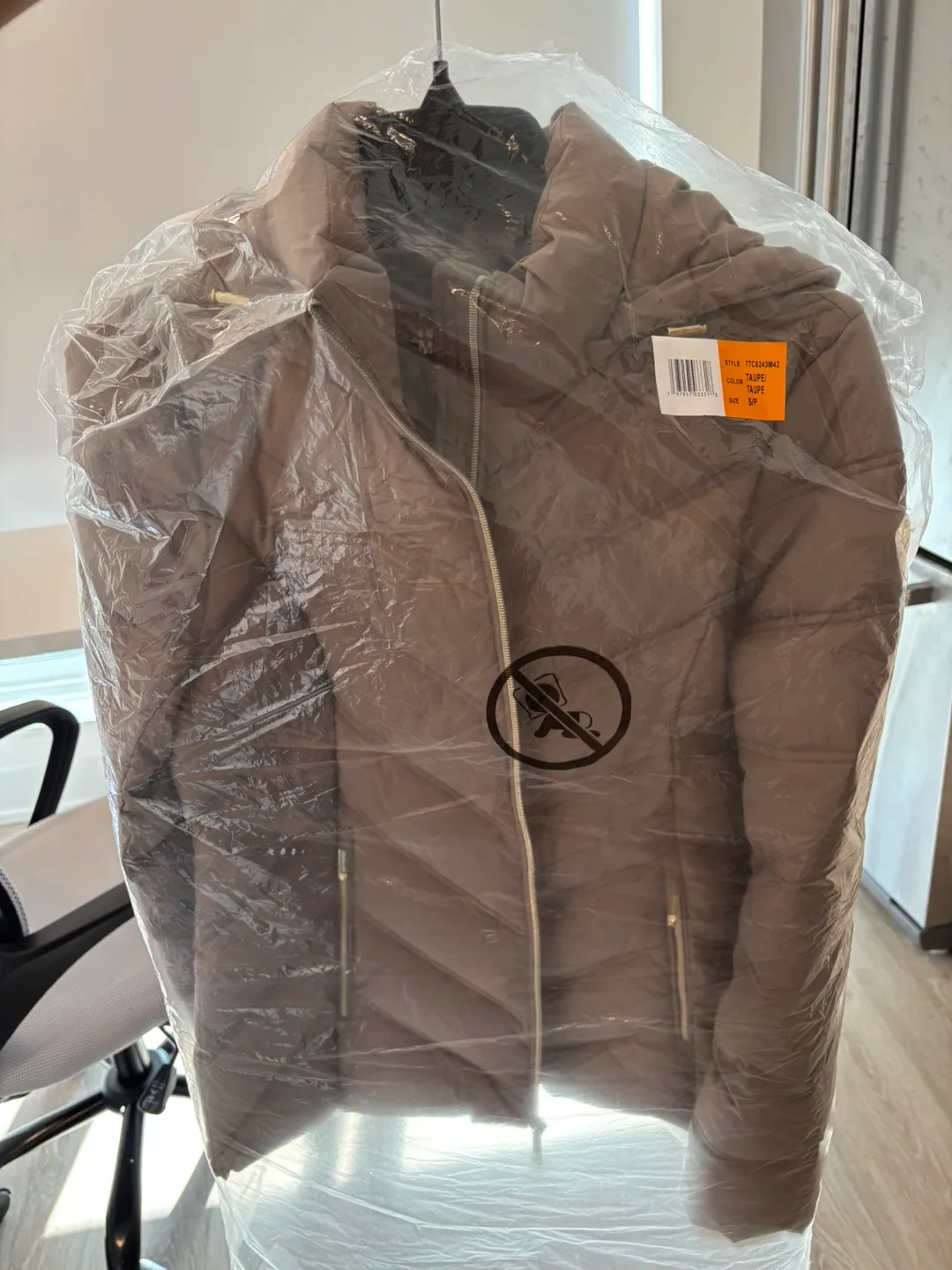 Michael Kors Puffer Jacket - Taupe, Small image indicator(2)